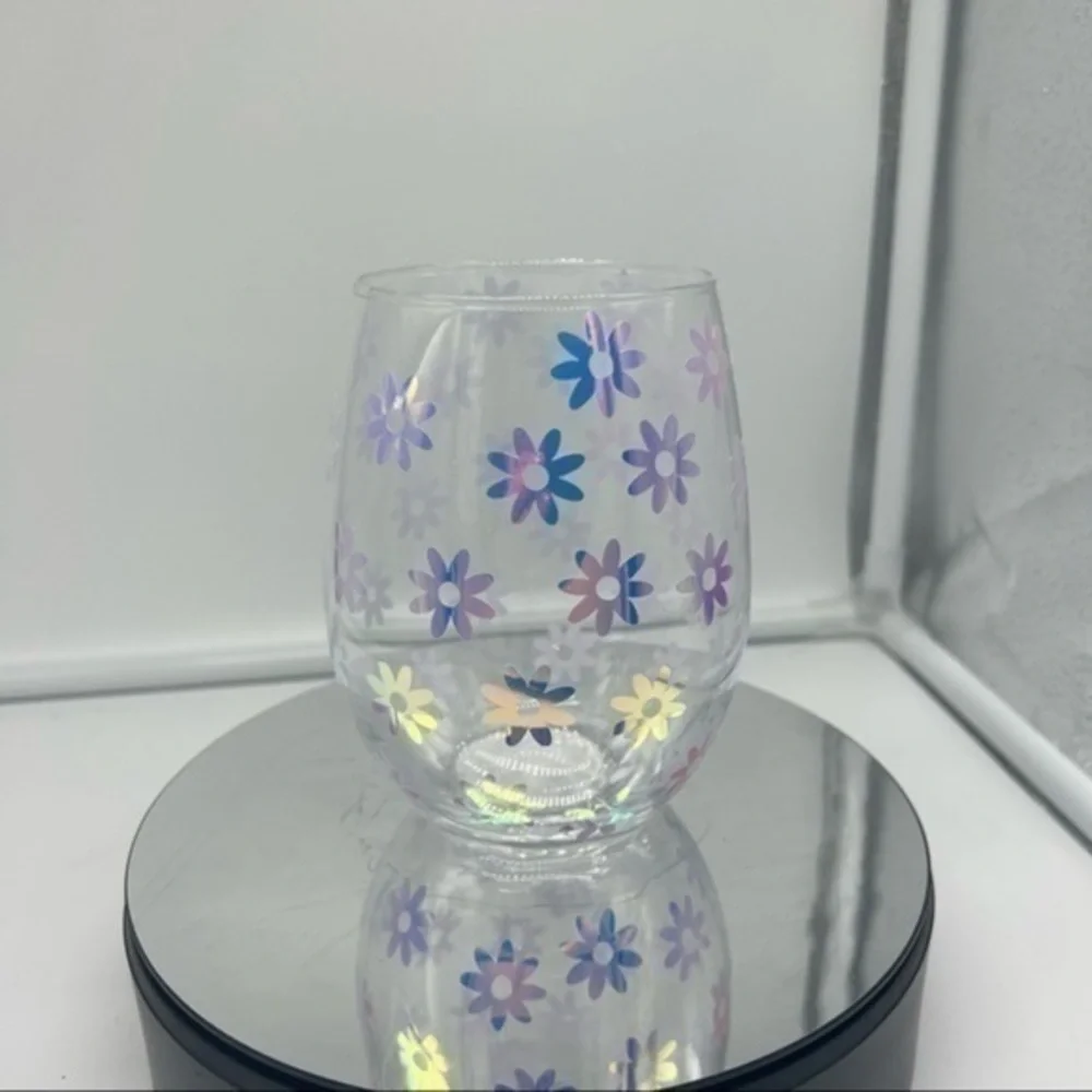 Opal Flower Wine Glass